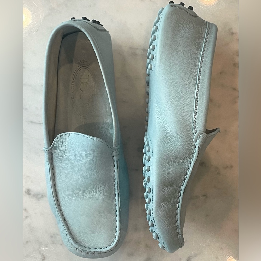 🚫SOLD🚫 Tod's Leather Driving Loafer, plain front, light blue, redyed, sz7 - Picture 2 of 15